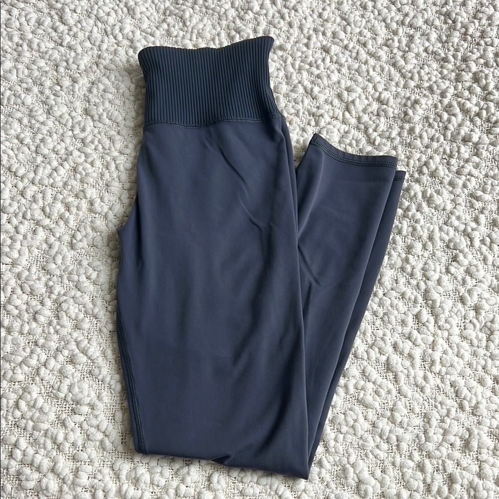 Vuori Blue High-Waisted Leggings